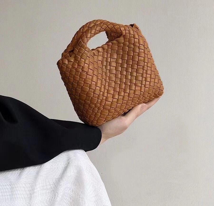 クラッチバッグ、イブニングバッグ、女性用、バケット型、編み込 - Luxury Bags On Sales のレビューと価格